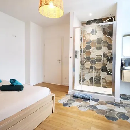 Genial T4 90m2 Cosy&clim 3 Chb 2 Sdb - Tram 5min Du Centre De דירה *