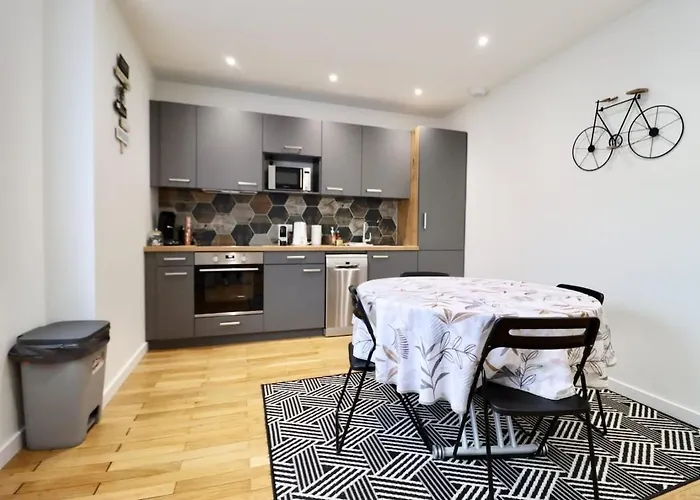 Genial T4 90m2 Cosy&clim 3 Chb 2 Sdb - Tram 5min Du Centre De