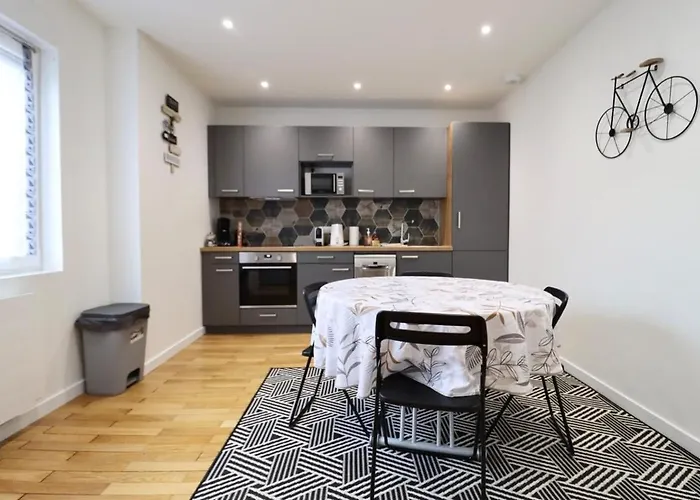 Lägenhet Genial T4 90m2 Cosy&clim 3 Chb 2 Sdb - Tram 5min Du Centre De