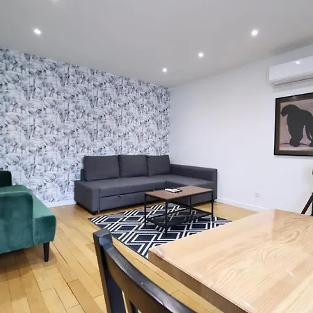Cosy Neudorf Climatise Wifi 90m2 * Strasbourg